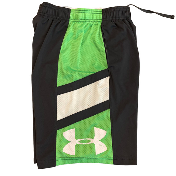 Under Armour Athletic Shorts Youth Sz YM pre-owned - Picture 1 of 8